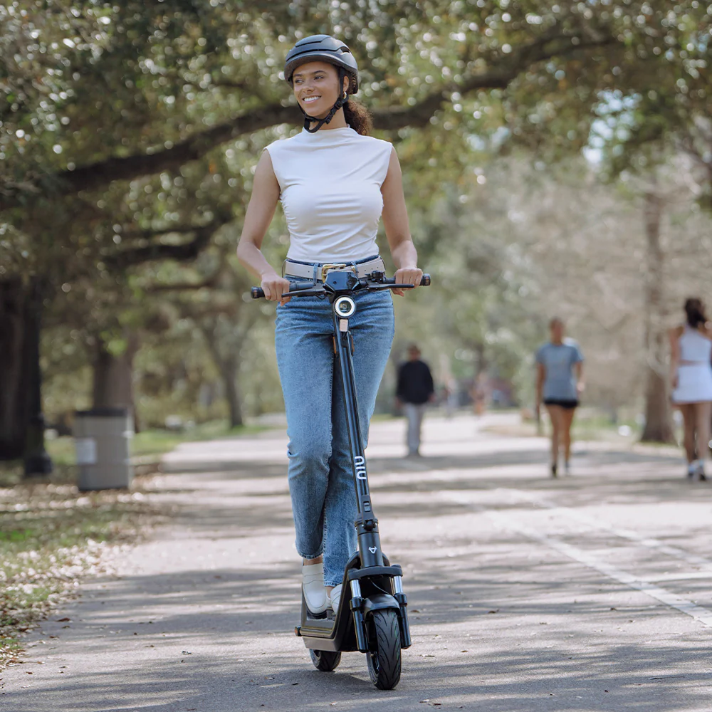 NIU | Electric Scooter | KQi 300P - Image 8