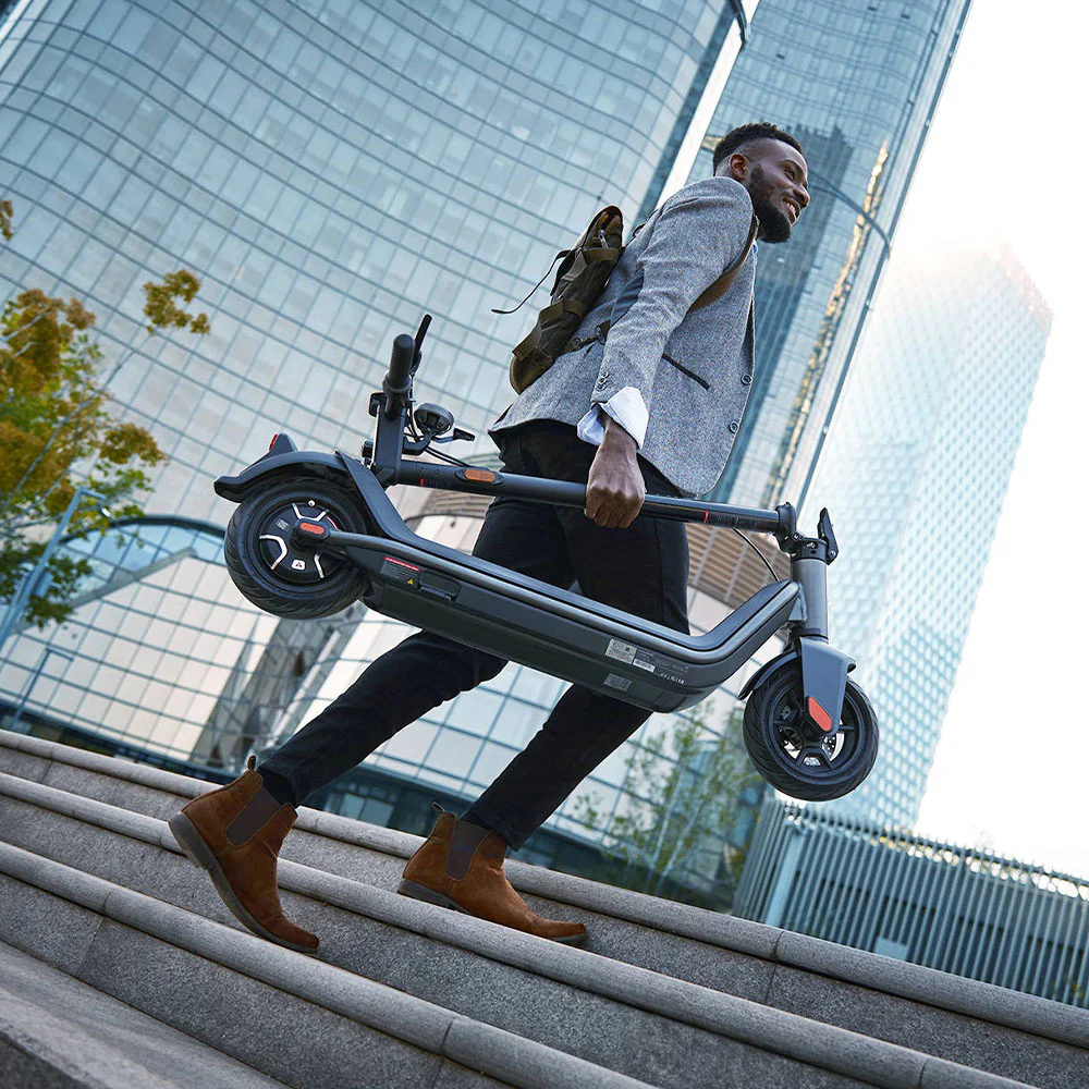NIU | Electric Scooter | KQi3 Pro - Image 22