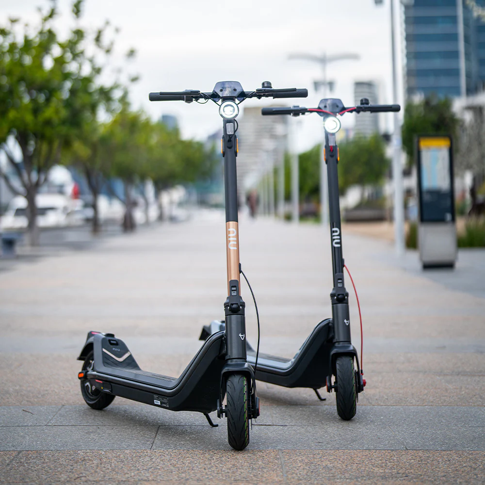 NIU | Electric Scooter | KQi3 Pro - Image 23