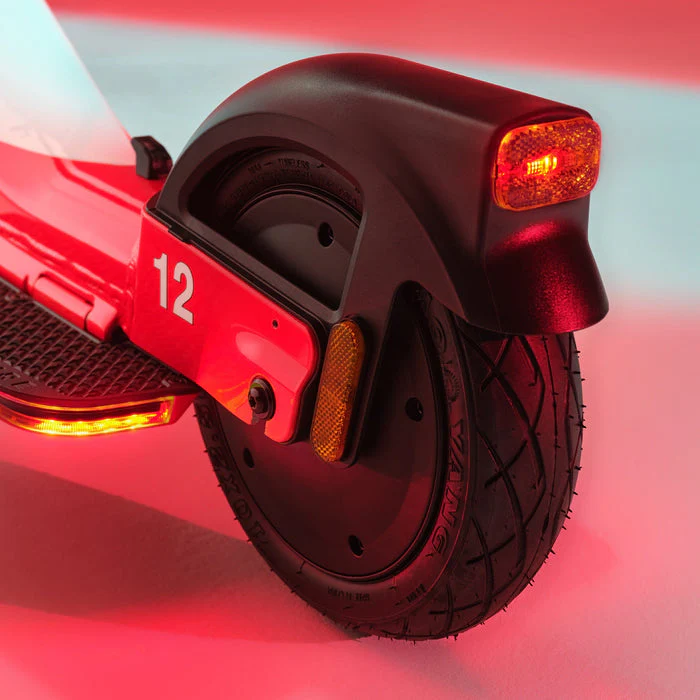 PURE | Electric Scooter | Pure x McLaren 2025 - Image 21